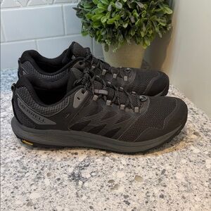Merrell Nova 3 Tactical Low, Soft Vibram black mens size 11 Worn Once